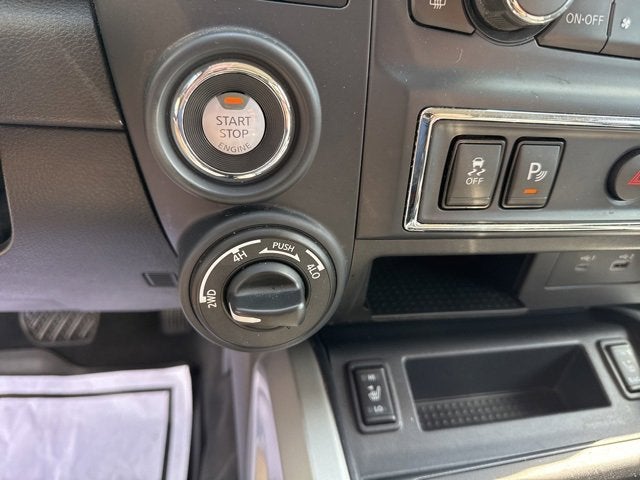 2022 Nissan TITAN Crew Cab SV 4x4