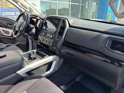 2022 Nissan TITAN Crew Cab SV 4x4