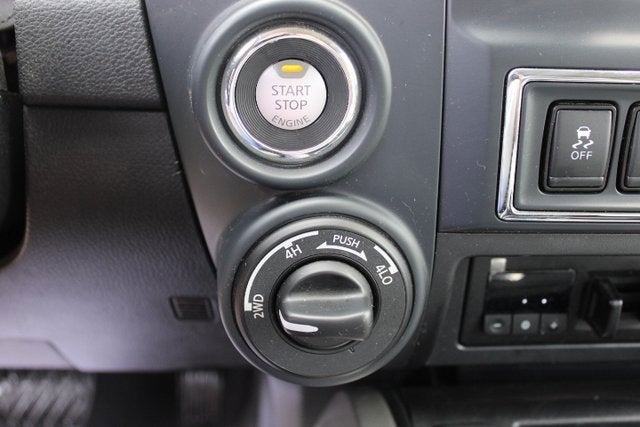 2022 Nissan TITAN Crew Cab SV 4x4