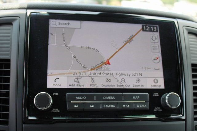 2022 Nissan TITAN Crew Cab SV 4x4