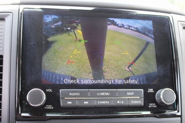 2022 Nissan TITAN Crew Cab SV 4x4