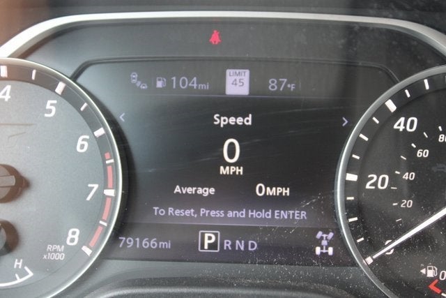 2022 Nissan TITAN Crew Cab SV 4x4