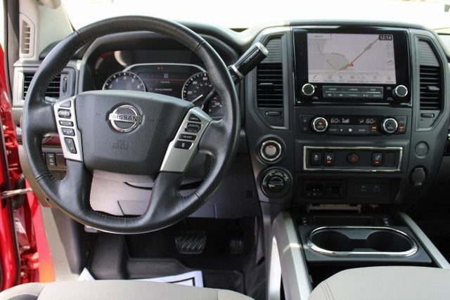 2022 Nissan TITAN Crew Cab SV 4x4