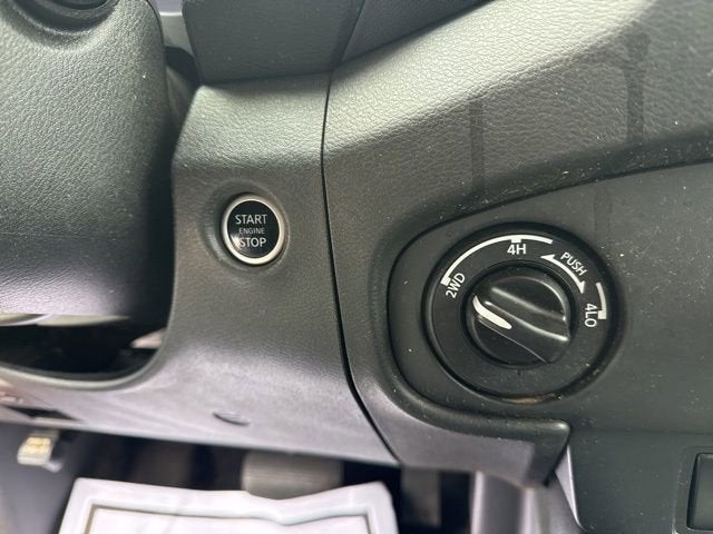 2023 Nissan Frontier Crew Cab S 4x4