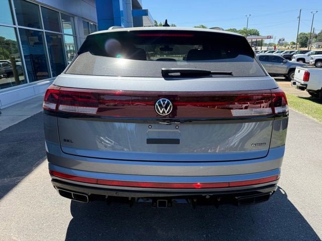 2025 Volkswagen Atlas Cross Sport 2.0T SEL R-Line Black