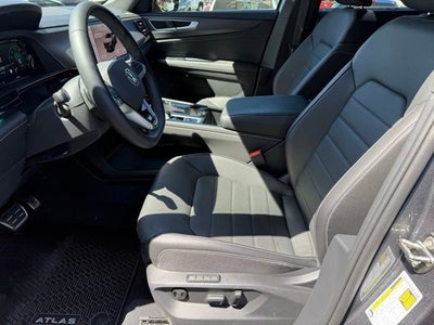 2025 Volkswagen Atlas Cross Sport 2.0T SEL R-Line Black