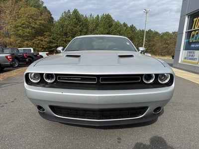 2022 Dodge Challenger SXT