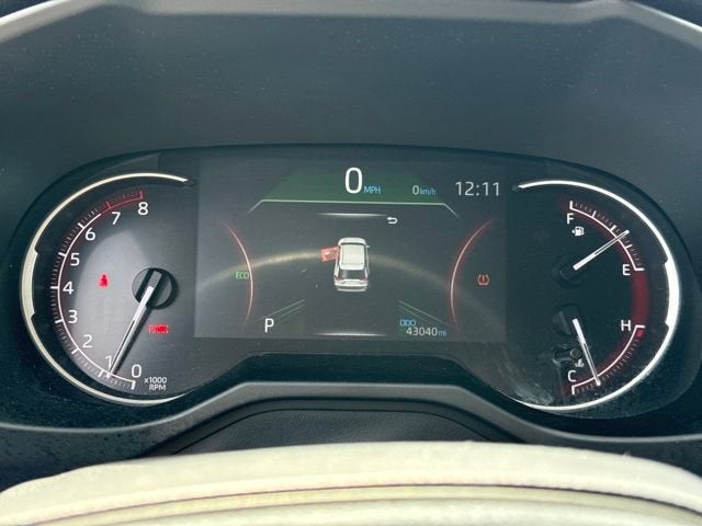 2025 Toyota RAV4 LE