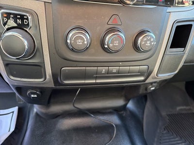 2022 RAM 1500 Classic Tradesman Crew Cab 4x2 5'7" Box