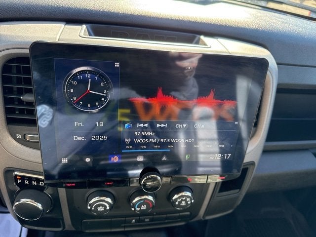 2022 RAM 1500 Classic Tradesman Crew Cab 4x2 5'7" Box