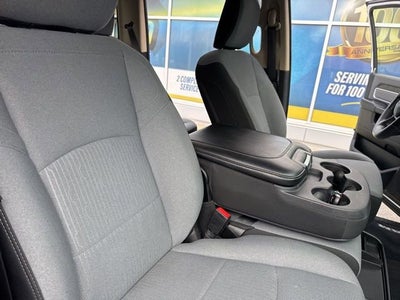 2019 RAM 2500 Big Horn Crew Cab 4x4 6'4" Box