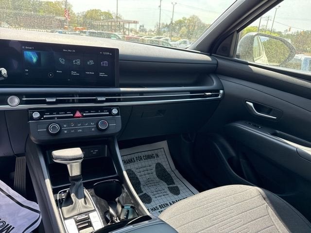 2025 Hyundai Santa Cruz SE