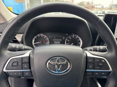 2024 Toyota Highlander LE