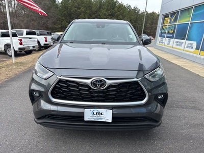 2024 Toyota Highlander LE