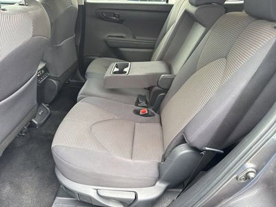 2024 Toyota Highlander LE