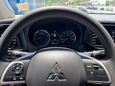 2019 Mitsubishi Outlander ES