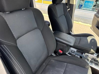 2019 Mitsubishi Outlander ES