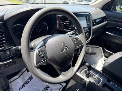 2019 Mitsubishi Outlander ES
