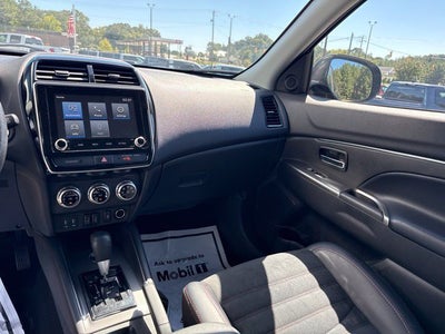2024 Mitsubishi Outlander Sport S