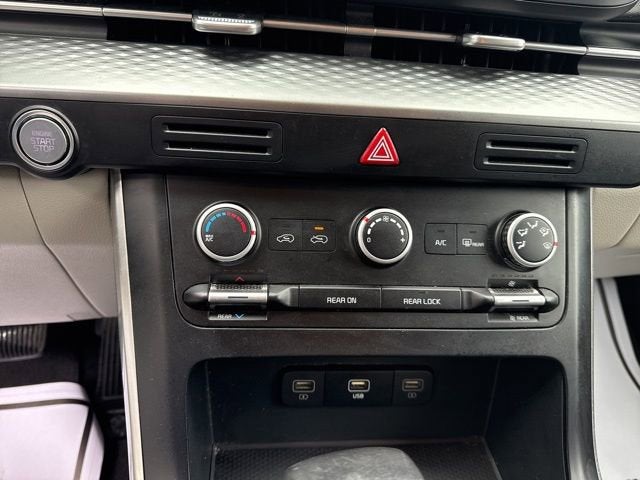 2023 Kia Carnival MPV LX Seat Package