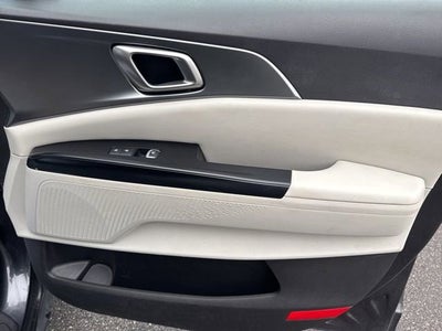 2023 Kia Carnival MPV LX Seat Package