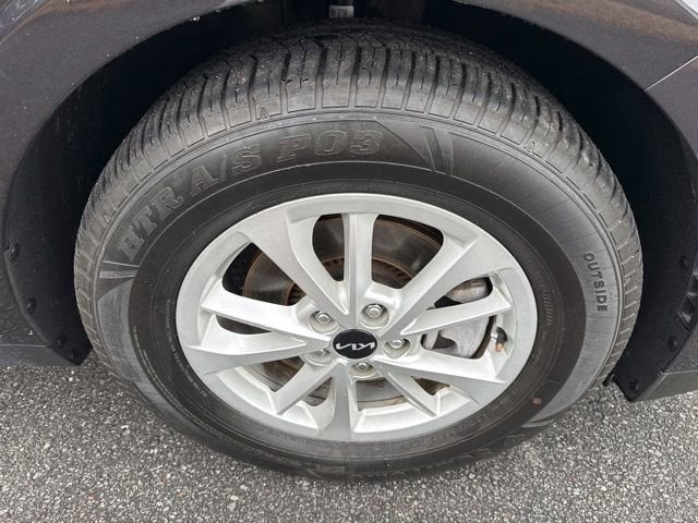 2023 Kia Carnival MPV LX Seat Package